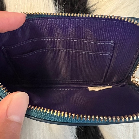 COACH Hangtag Multifunction Case in Teal - Picture 5 of 8